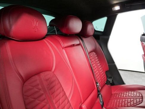Certified 2022 Maserati Levante Trofeo AWD/4WD image 23