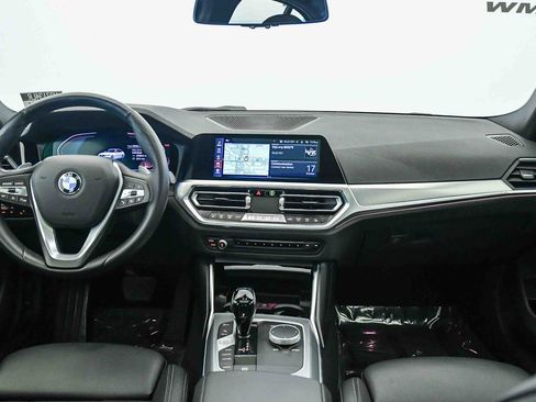 Used 2022 BMW 330i Sedan w/ Driving Assistance Package image 15