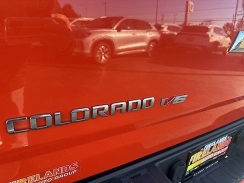 Used 2019 Chevrolet Colorado LT w/ LT Convenience Package image 5