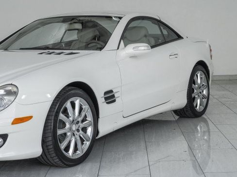 Used 2008 Mercedes-Benz SL 550 image 52