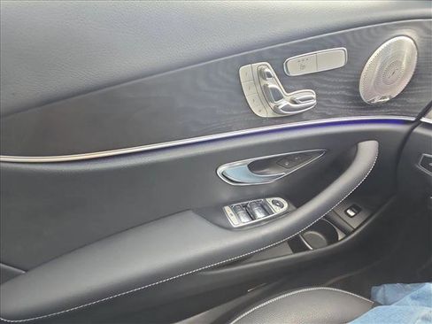 Used 2023 Mercedes-Benz E 450 4MATIC Sedan image 25