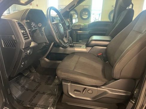 Used 2020 Ford F150 XLT w/ Equipment Group 302A Luxury AWD/4WD image 22