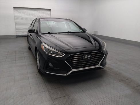 Used 2019 Hyundai Sonata SE w/ Winter Weather Package FWD image 14