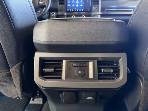 Used 2024 Ford F250 Lariat image 25
