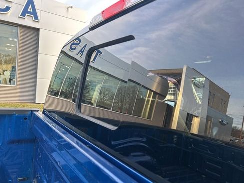 Used 2017 Ford F150 XLT image 14