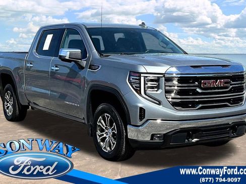Used 2025 GMC Sierra 1500 SLT image 1