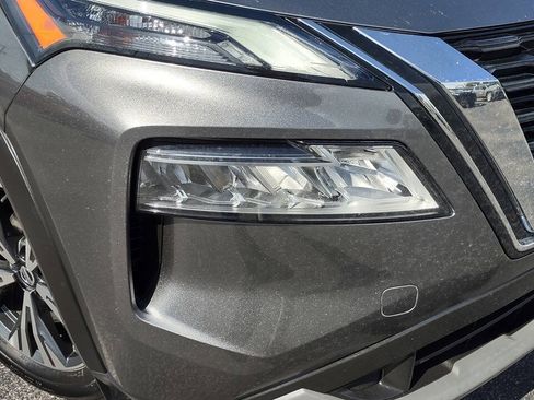 Used 2021 Nissan Rogue SV w/ Premium Package AWD/4WD image 37
