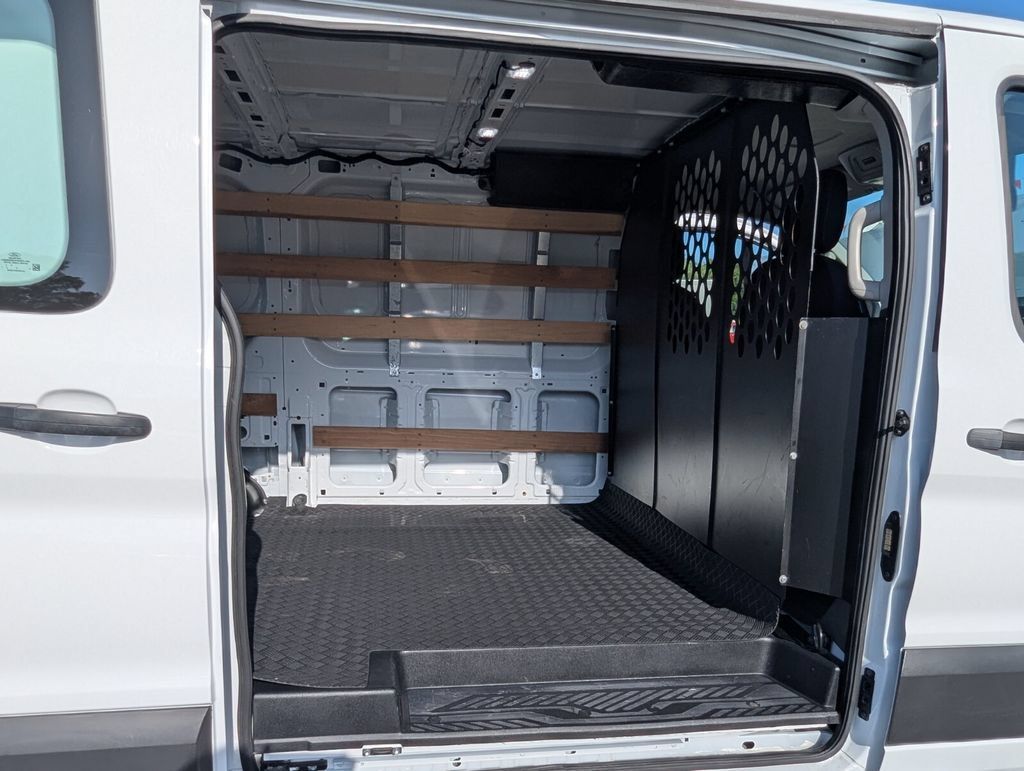 Used 2025 Ford Transit 250 Low Roof w/ Exterior Upgrade Package RWD image 21