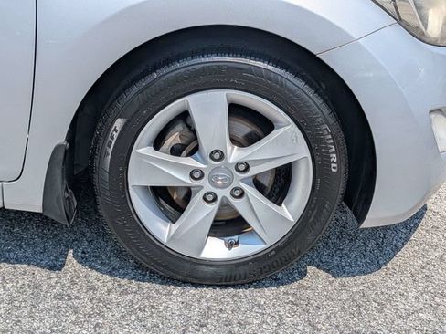 Used 2012 Hyundai Elantra GLS w/ Preferred Pkg 3 FWD image 13