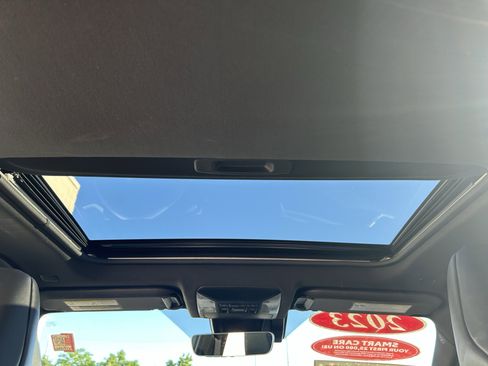 Used 2023 Toyota RAV4 XSE AWD/4WD image 19