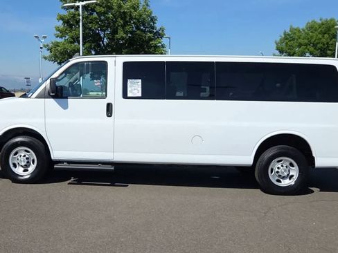 Used 2023 Chevrolet Express 3500 LT w/ LT Preferred Equipment Group RWD image 5