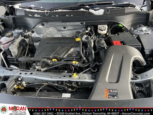 Certified 2024 Chevrolet Trax RS w/ Driver Confidence Package image 10