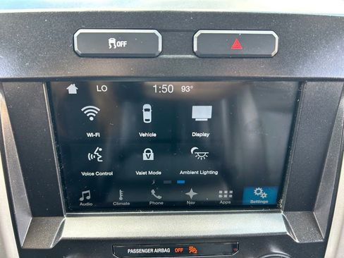 Used 2016 Ford F150 Lariat RWD image 32