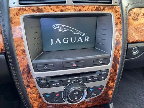 Used 2007 Jaguar XK Convertible image 19