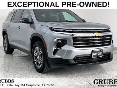 Used 2024 Chevrolet Traverse LT