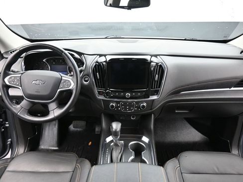 Used 2021 Chevrolet Traverse RS image 16