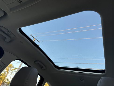 Used 2013 Ford C-MAX SEL image 20