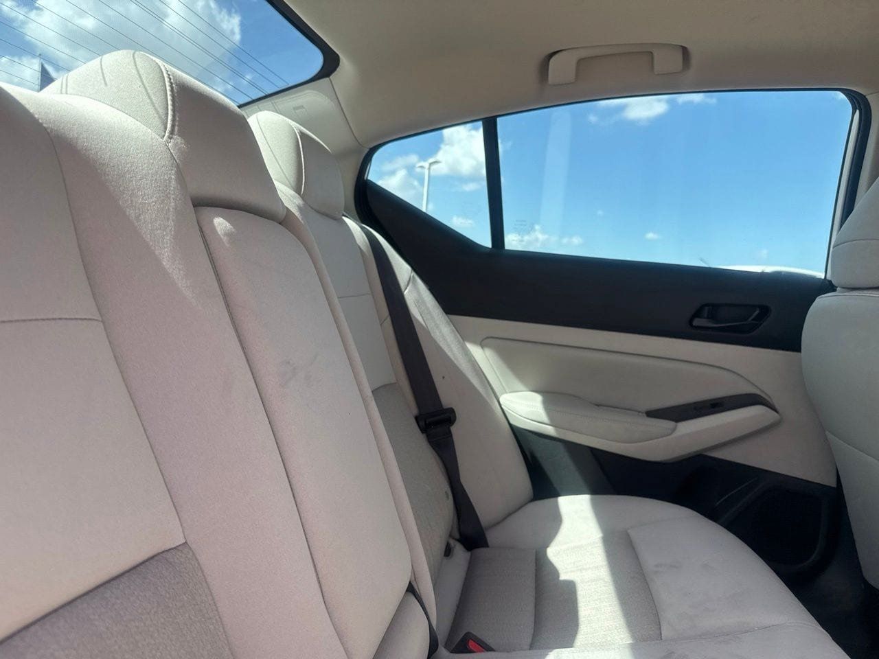 Certified 2024 Nissan Altima 2.5 SV w/ SV Premium Package FWD image 34