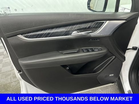 Used 2024 Cadillac XT6 Premium Luxury w/ LPO, Floor Liner Package AWD/4WD image 11