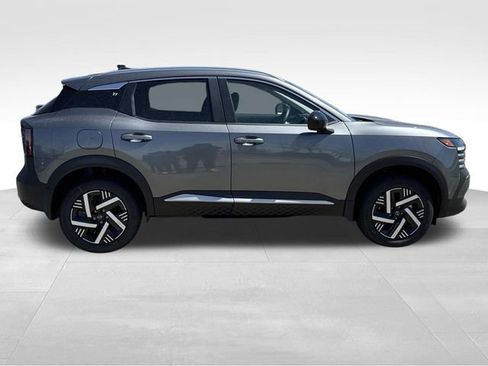 New 2026 Nissan Kicks SV FWD image 9