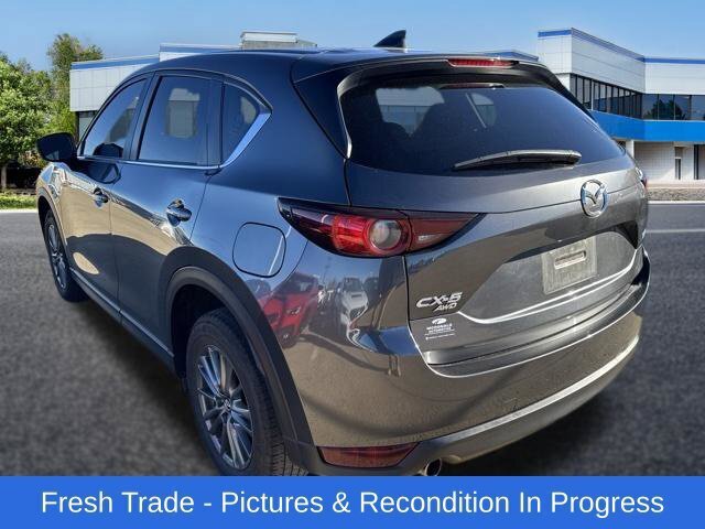 Used 2017 MAZDA CX-5 Touring AWD/4WD image 3