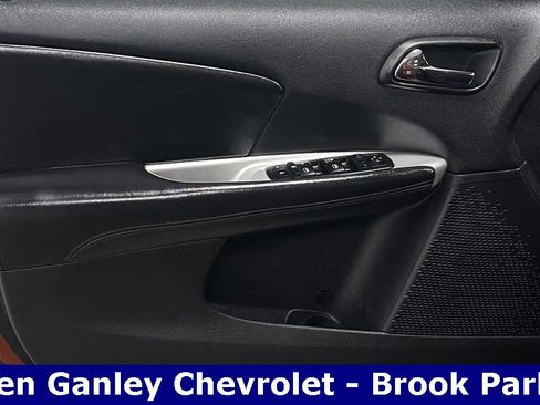 Used 2014 Dodge Journey SXT w/ Flexible Seating Group image 7