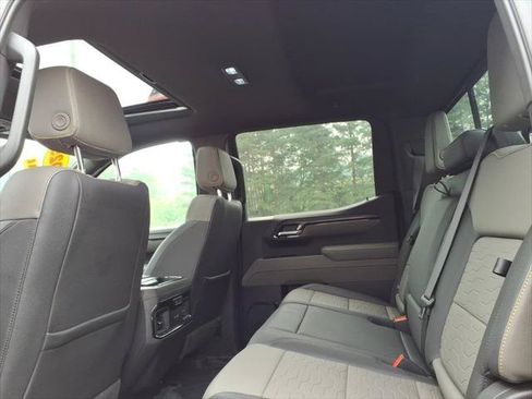 Used 2025 Chevrolet Silverado 1500 ZR2 w/ Technology Package AWD/4WD image 10