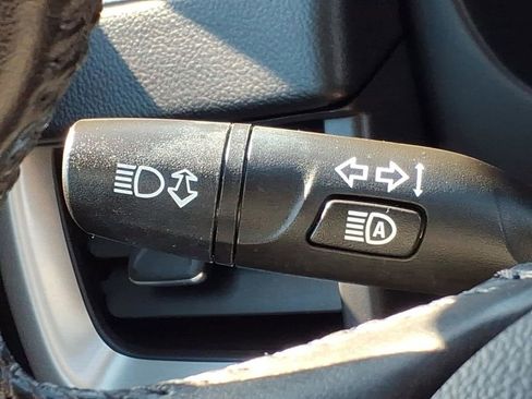 Used 2021 GMC Terrain SLT w/ LPO, Floor Liner Package AWD/4WD image 23