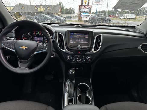 Used 2021 Chevrolet Equinox LT image 16