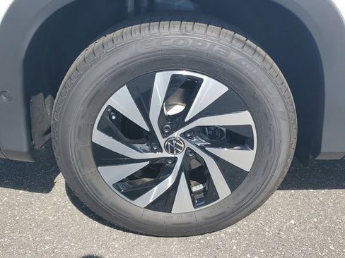 New 2026 Volkswagen Tiguan S FWD image 5