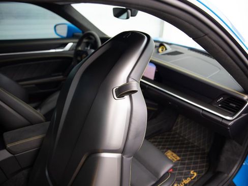 Used 2022 Porsche 911 Turbo S image 26