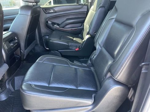 Used 2018 GMC Yukon XL SLT w/ Open Road Package AWD/4WD image 12