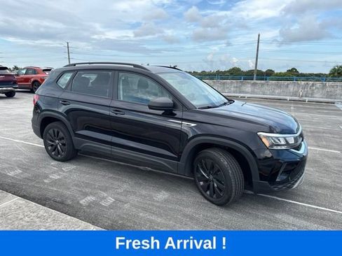 Used 2024 Volkswagen Taos S FWD image 15