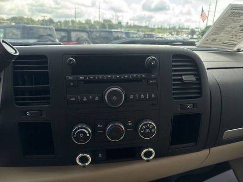 Used 2009 Chevrolet Silverado 1500 LT w/ Power Pack Plus RWD image 14