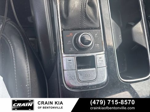 Used 2020 Kia Telluride LX AWD/4WD image 23