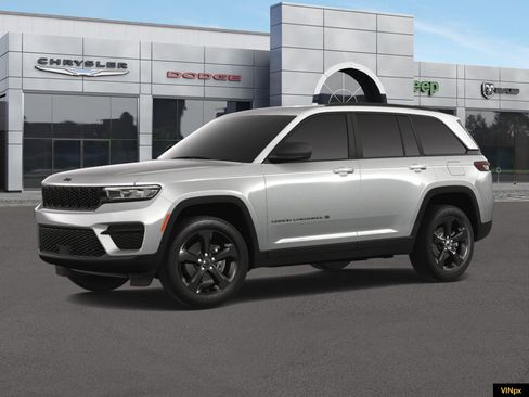 New 2025 Jeep Grand Cherokee Altitude image 2
