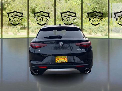 Used 2019 Alfa Romeo Stelvio Sport w/ Quick Order Package 22J Sport image 6