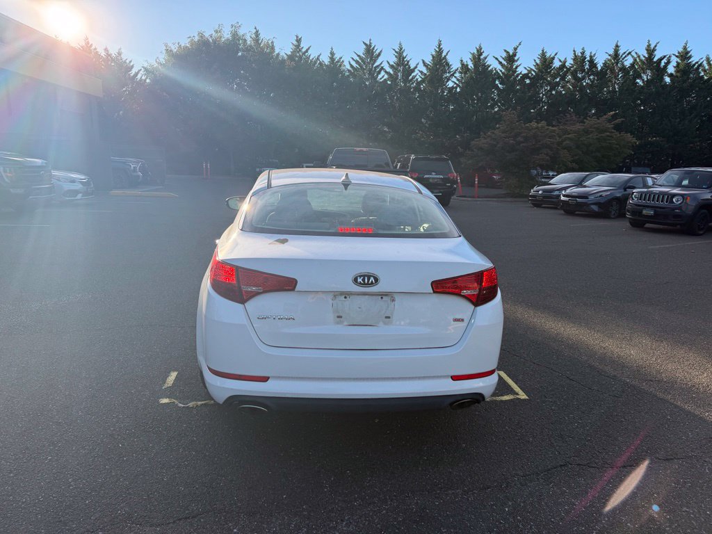 Used 2012 Kia Optima LX w/ Convenience Pkg FWD image 7