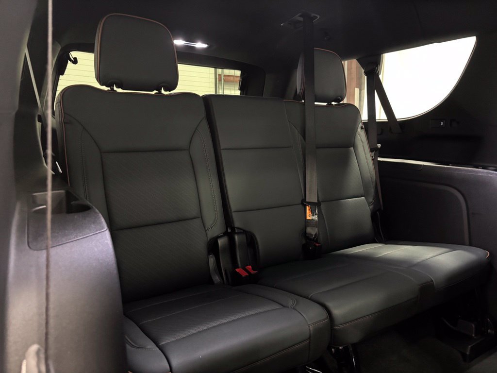 Used 2026 GMC Yukon XL AT4 AWD/4WD image 56