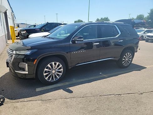 Used 2023 Chevrolet Traverse Premier w/ LPO, Floor Liner Package AWD/4WD image 3