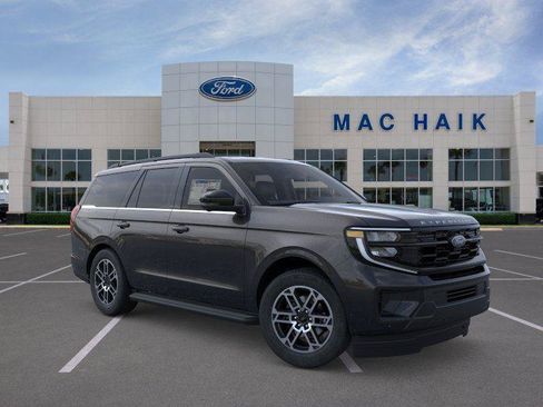 New 2026 Ford Expedition Active RWD image 37