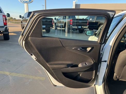 Used 2024 Chevrolet Malibu LT image 13
