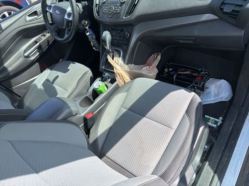 Used 2017 Ford C-MAX SE FWD image 9