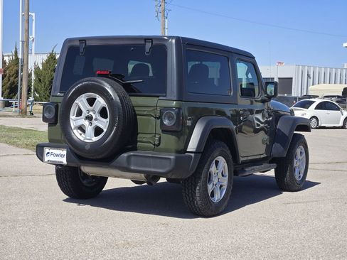 Used 2022 Jeep Wrangler Sport S image 7