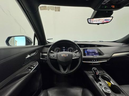 Used 2022 Cadillac XT4 Premium Luxury w/ Enhanced Visibility Package image 21