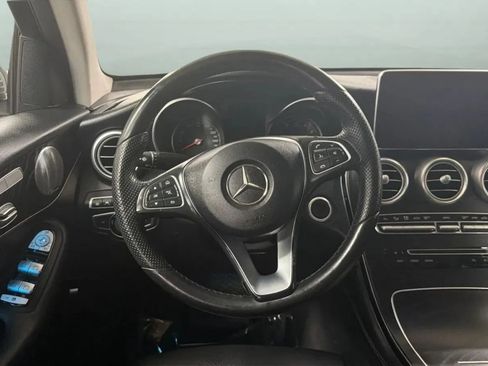 Used 2017 Mercedes-Benz GLC 300 4MATIC Coupe image 10