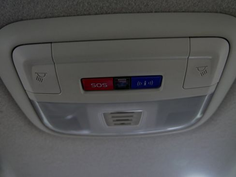 Used 2016 Subaru Crosstrek 2.0i Limited w/ Popular Package #2 image 31