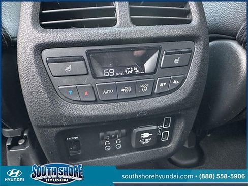 Used 2021 Honda Pilot Touring image 13