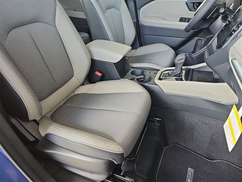 New 2025 Subaru Forester Premium image 10