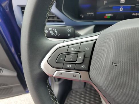 Certified 2023 Volkswagen Taos SE w/ Panoramic Sunroof Package FWD image 26